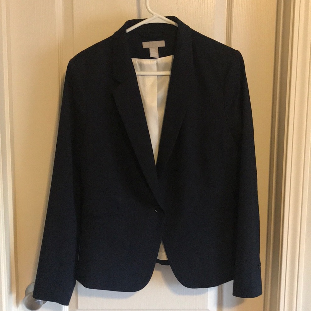 H & M women’s navy blazer 12